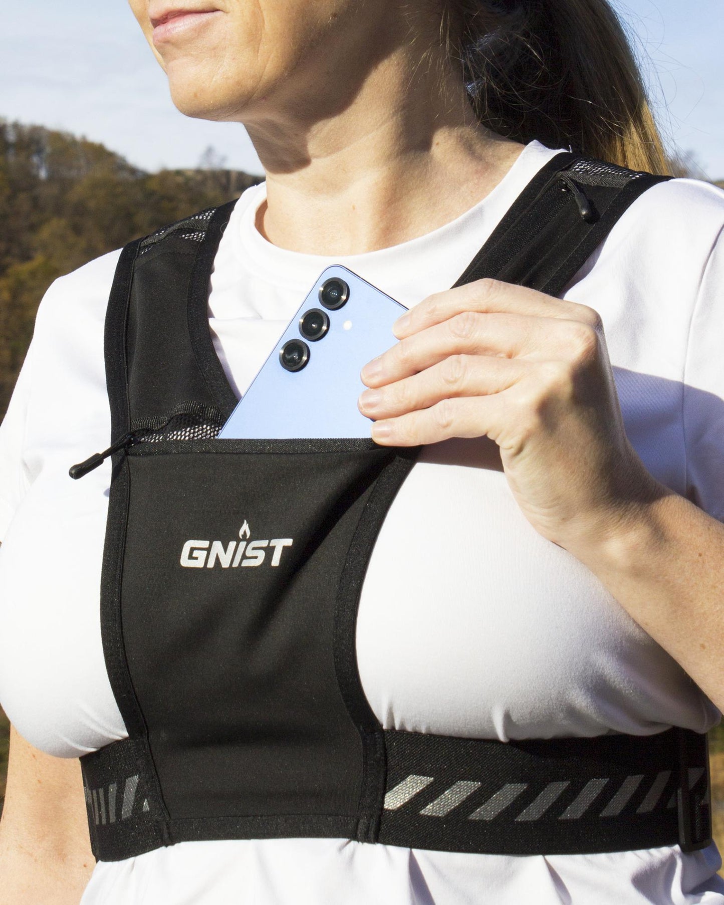 GNIST vest