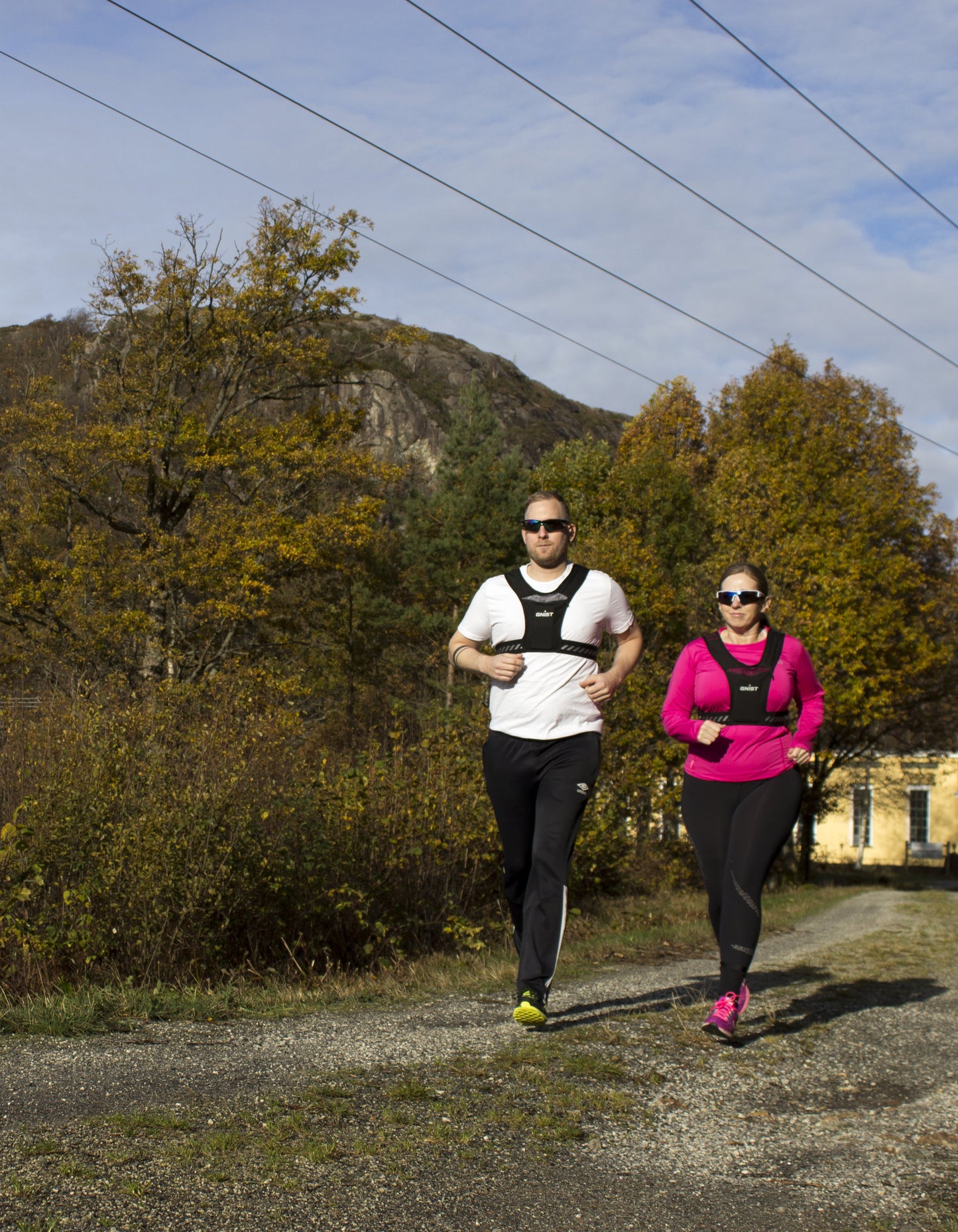 GNIST løpevest - pakketilbud med 2 vester